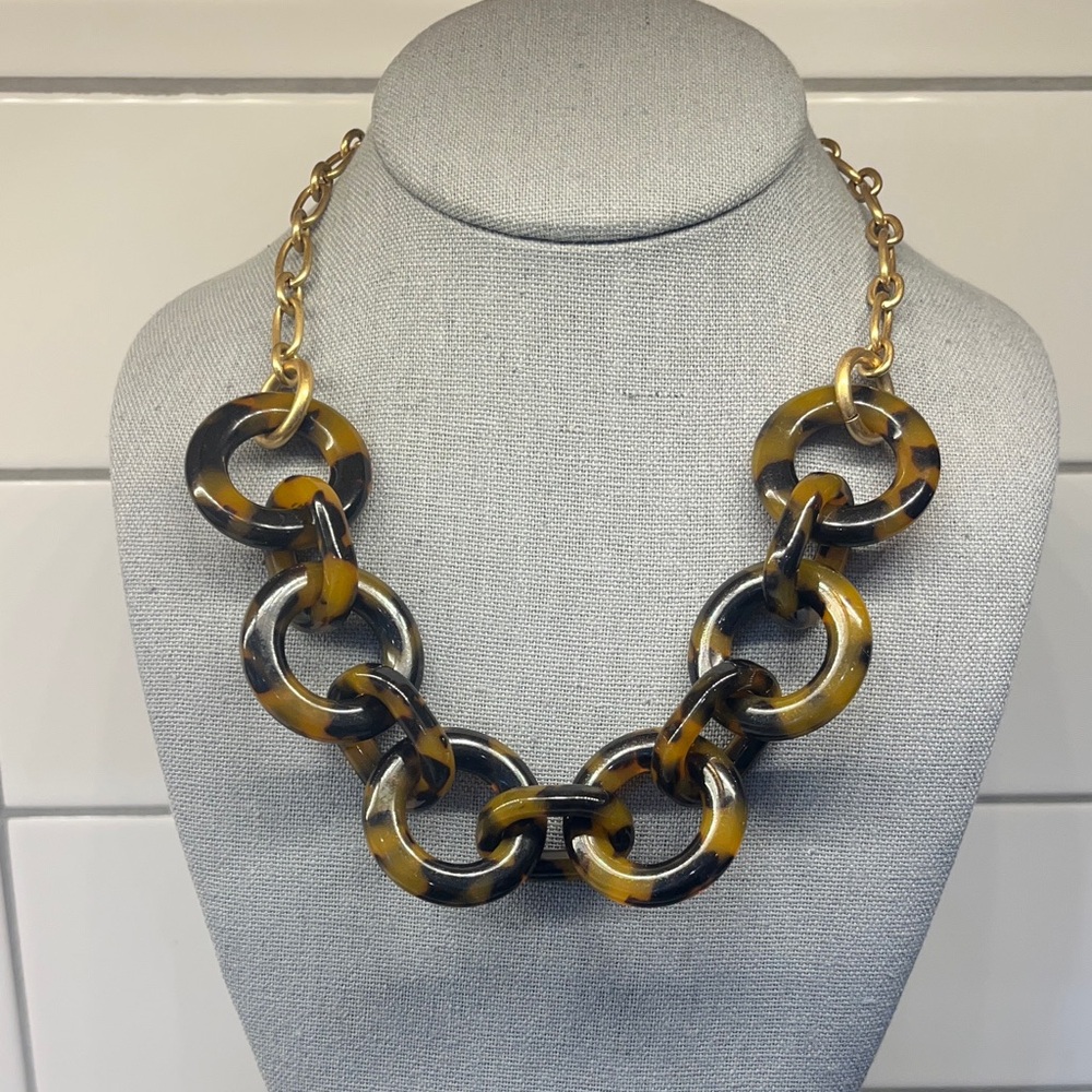 J Crew Faux Turtle Shell Linking Rings Gold Tone Necklace